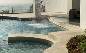 Villa Somone Pied Dans L'Eau